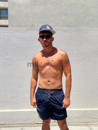 Atletico para manes serios y solventes soy daven hombre serio 28 anos 19 cm 1 70 estaturade trato amable y en la cama indomable mi pana si te decides...