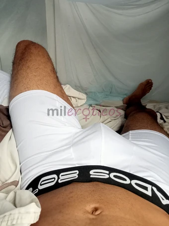 Hola soy colombiano me encuentro en chile tengo 28 anos muy caliente y dispuesto a complacer su fantasia sexual ya q soy muy bien dotado te abre venir...