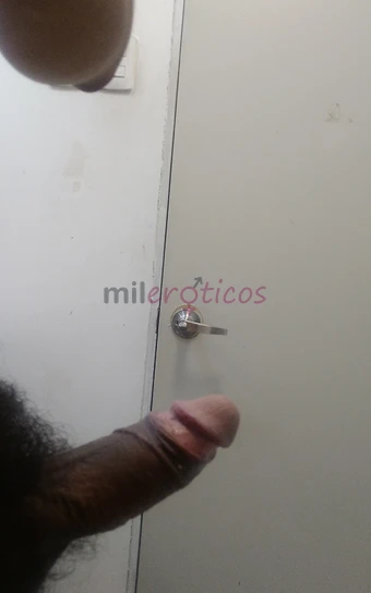 Solo atiendo mujeres estoy dispuesto a complacer puedo ser cornudo o practicar bdsm atiendo personas de 19 a 60 anos de edadsolo hago salidas no tengo...