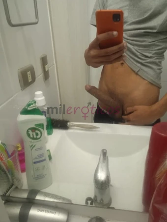 Hola que tal soy un joven vergon de 22 cm listo para pasar la rico y disfrutar un momento junto a ti no dudes en escribirme te encantara soy limpio y...