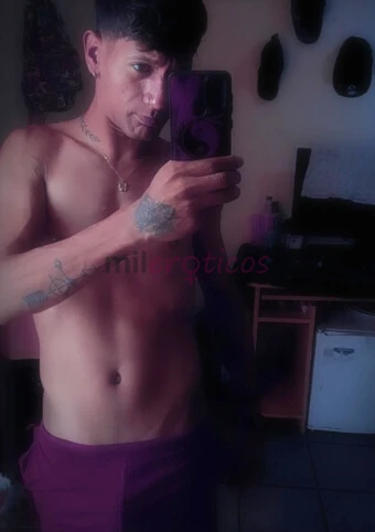 Hoka menpresento me llamo adrianbrecien llegado abla sereba de 22 cm de verga larga cuento con lugar privado todo puolita dispuesto a complacer tus fa...