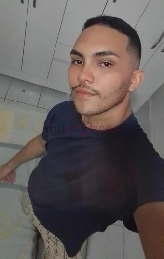 Procurando uma companhia agradavel pra curtir passar o tempo relaxar entao sou um rapaz bem educado cheiroso e atencioso prezo por uma boa conversa an...