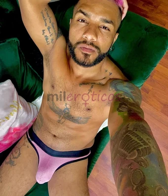 Hola q tal soy jesus soy chico moreno tatuado ojos cafe mido 1 71 caliente morboso dispuesto a cumplir tus fantasias y deseos tambien puedo ser tu nov...