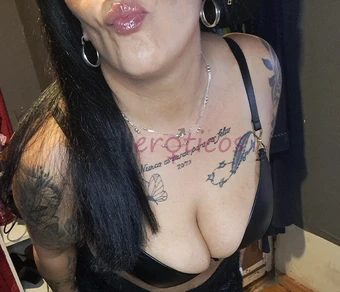 Hola corazonsoy una chica chilena de 35 anos dispuesta a llenar tus deseos mas sucios me ubico en pudahuel te go lugar propio muy discretomis fotos so...