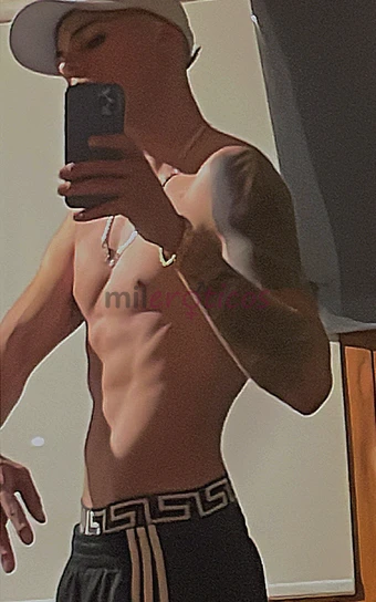 Adulto masculino pasivo chilenodispuesto a complacer tus fantasiasatiendo a domiciliopersonas seriascolaboraciones activasventa de contenido tambiendi...