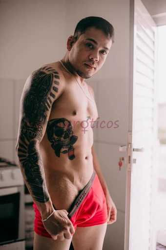 Ola sou felipe lins acompanhante alto nivel experimente e bem safado atendo casais mulheres trans homens passivos venham conhecer meu trabalho irei re...