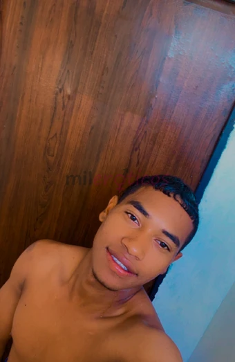 Mi 974951677 este es mi whatsapp atravez de instagram amp juniorandresoliverosdisponibilidad salidas y tambien con sitio y bien dotado mas de 20 cm cu...