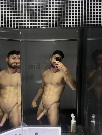 Acompanhante masculino jovem educado estilo namorado presenca e sigilo absoluto atendo homens mulheres e casais encontro de alto nivel conexao real at...