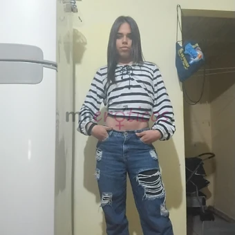 Mujer trans atualmente trabalhando tenho 26 anos 1 72 metros de altura sou da venezuela e estou pronta para realizar seus maiores desejos com a devida...