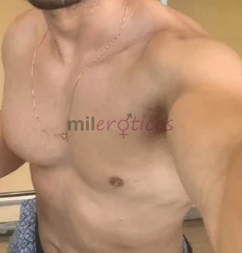 Ola me chamo roberto recem chegado na cidade atendo apenas mulheres acima de 30 anos e qualquer biotipo trabalho com massagens tambem nao atendo homen...