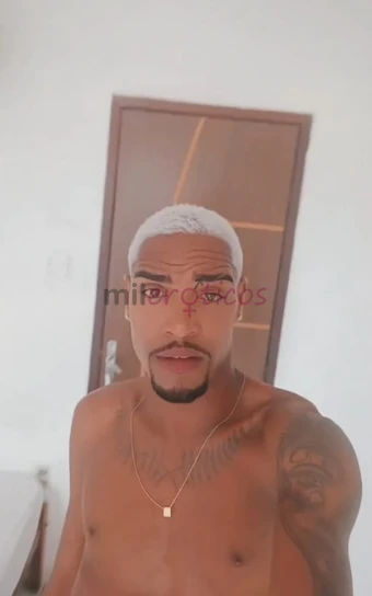 Chega no puto dotado sou moreno alto magrinho safado puto atendo no meu local ou ate do a domicilio garanto que vai curte o negao vem painho gozar gos...