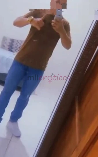 Ola sou guilherme santiago jovem de 28 anos alegre educado super atencioso e acredito q vc nao vai se arrepender de sair comigo pois estou disposto a...