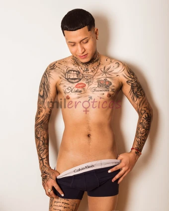 Placer sin limites activo dotado y dominante buscas una experiencia unica y apasionante soy un hombre activo full morboso seguro de mi mismo con una a...