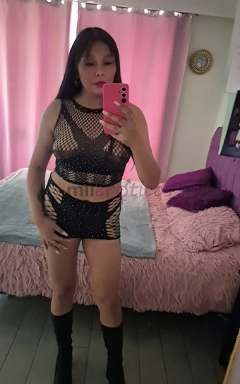 Hola soy daniela tengo 28 anos estoy ubicada cerca del metro san alberto hurtado ven a pasar un momento agradable a mi lado lo pasaras rico te hare un...