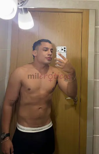 Soy andy colombiano recien llegado a la cuidad de santiago por pocos dia tengo 25 anos soy bastante caliente me va de todo full morboso tengo sitio y...