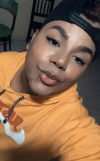 Hola soy taylor chico gordito complaciente dispuesto a cumplir tus fantasias sexo oral sadomasoquismo trato de novios besos apasionados masajes erotic...