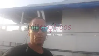 Sou extrangero moro em macapa centro tou bem dotado me gosta ficar com homem gay mulher idosas fazer trios gosto de gays pretos e zafados atendo hotel...