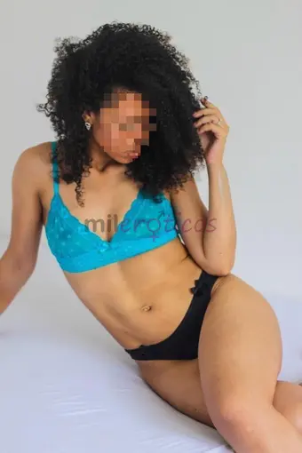 Sejam bem vindos o meu nome e cecilia sou uma acompanhante mulata gostosa de corpo malhado com uma boca de veludo faco estilo namoradinha educada e di...