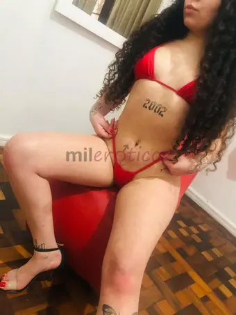 Morena estilo cavalona tatuada com peitos lindos para voce se deliciar intensa fogosa uma safadona na cama voce vai querer me devorar antes mesmo de t...