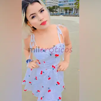 Oii meus principes me chamo sofia lemos sou uma loirinha toda natural com um bumbum lindo pele super macia toda cheirosa e gostosa de apertar nao sou...