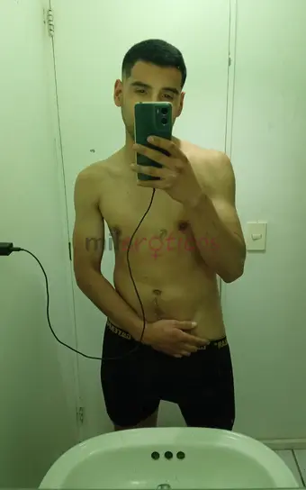 Escribime asi lo pasamos bien todo con previa coordinacion pasate un buen momento tengo la verga gruesa de 5 cm de ancho y te aseguro que la pasaremos...